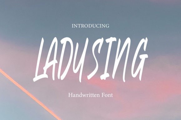 Ladusing: The Handwritten Typeface That Elevates Campaign Visuals